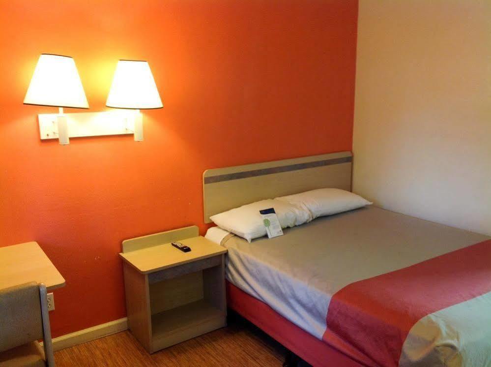 Motel 6-Merced, Ca - North Экстерьер фото